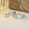 Niche, lightweight, and luxurious two-piece ring set featuring a leaf design and white diamond accents ins Cool style versatile accessories fashion