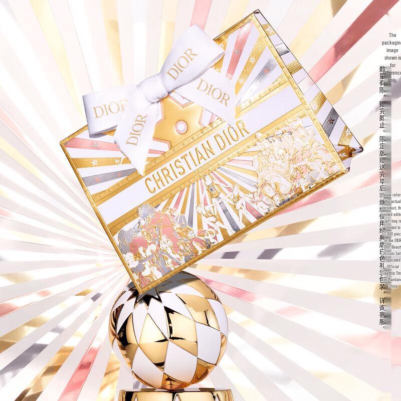 Dior Addict Помада-блеск, меняющая цвет