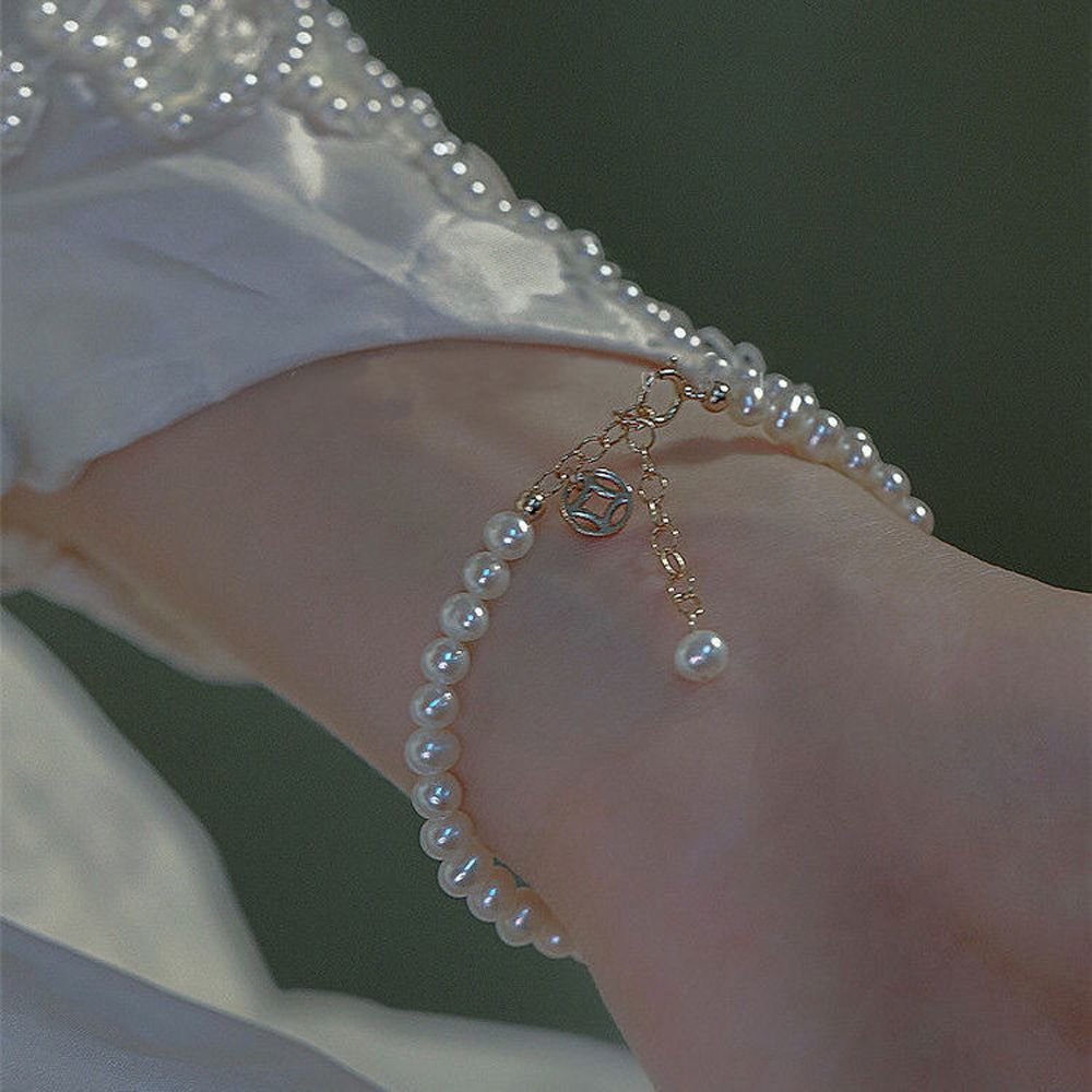 Chain Retro Fashion Baroque Women Bracelet Pearl Pendant Korean Style Bracelet Good Luck Hand Chain
