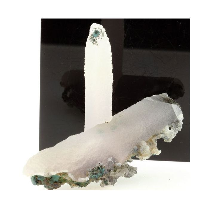 Calcite 416.9 carats