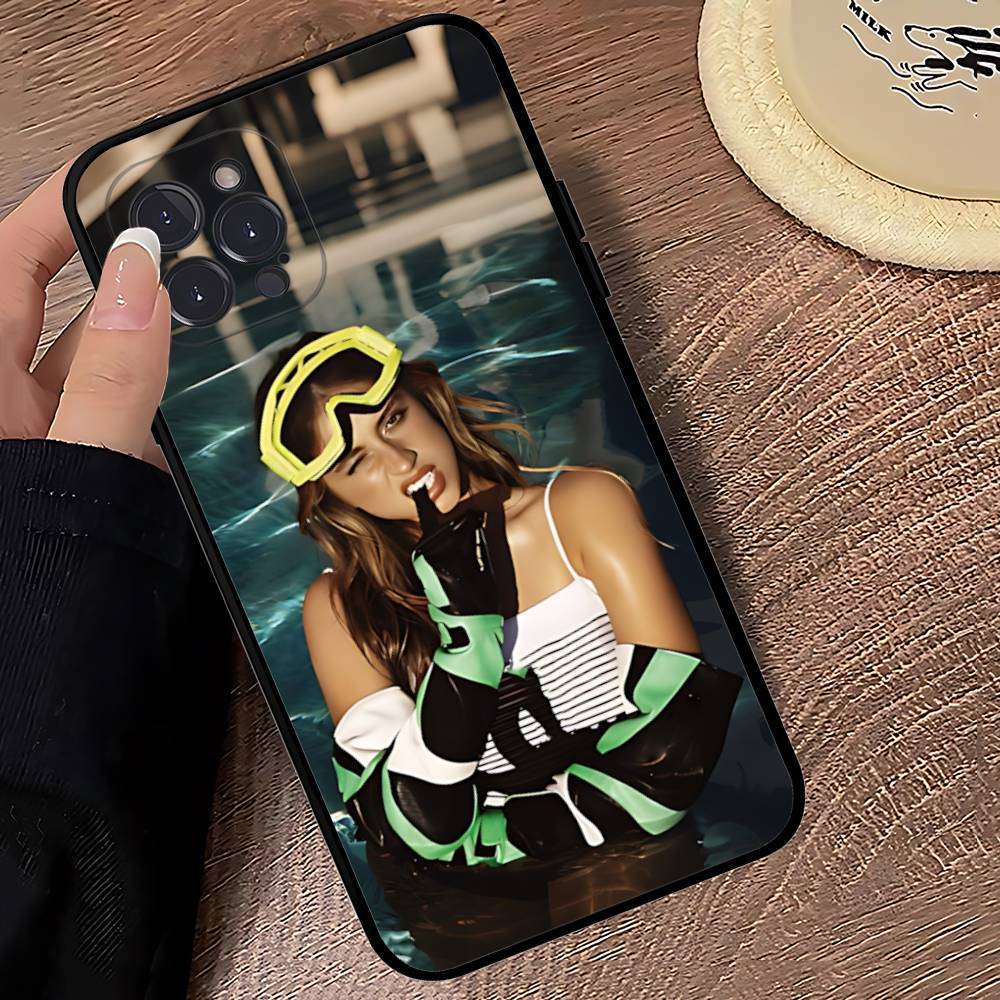 Canadian Female T-Tate Singer M-McRae Phone Case For Iphone 17 16 15 14 13 12 11 Pro Max Plus Black Shell Cover Case