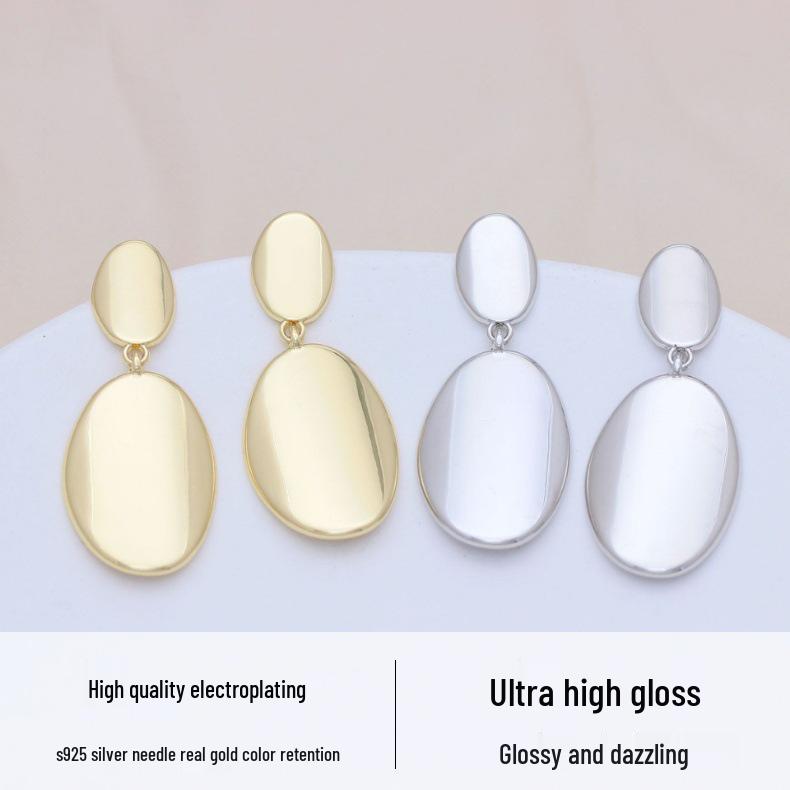 S925 Silver Needle Oval Earrings for Women - Elegant, Smooth, Light Luxury, Real Gold Color Retention.