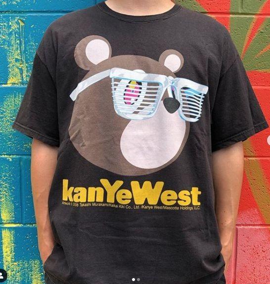 Kanye West 'Graduation' Tour T-Shirt Black tee Men Women tee NH27577