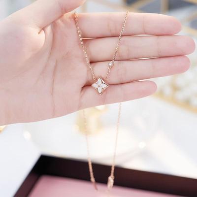 Ювелирные изделия – Драгоценные ожерелья и подвески