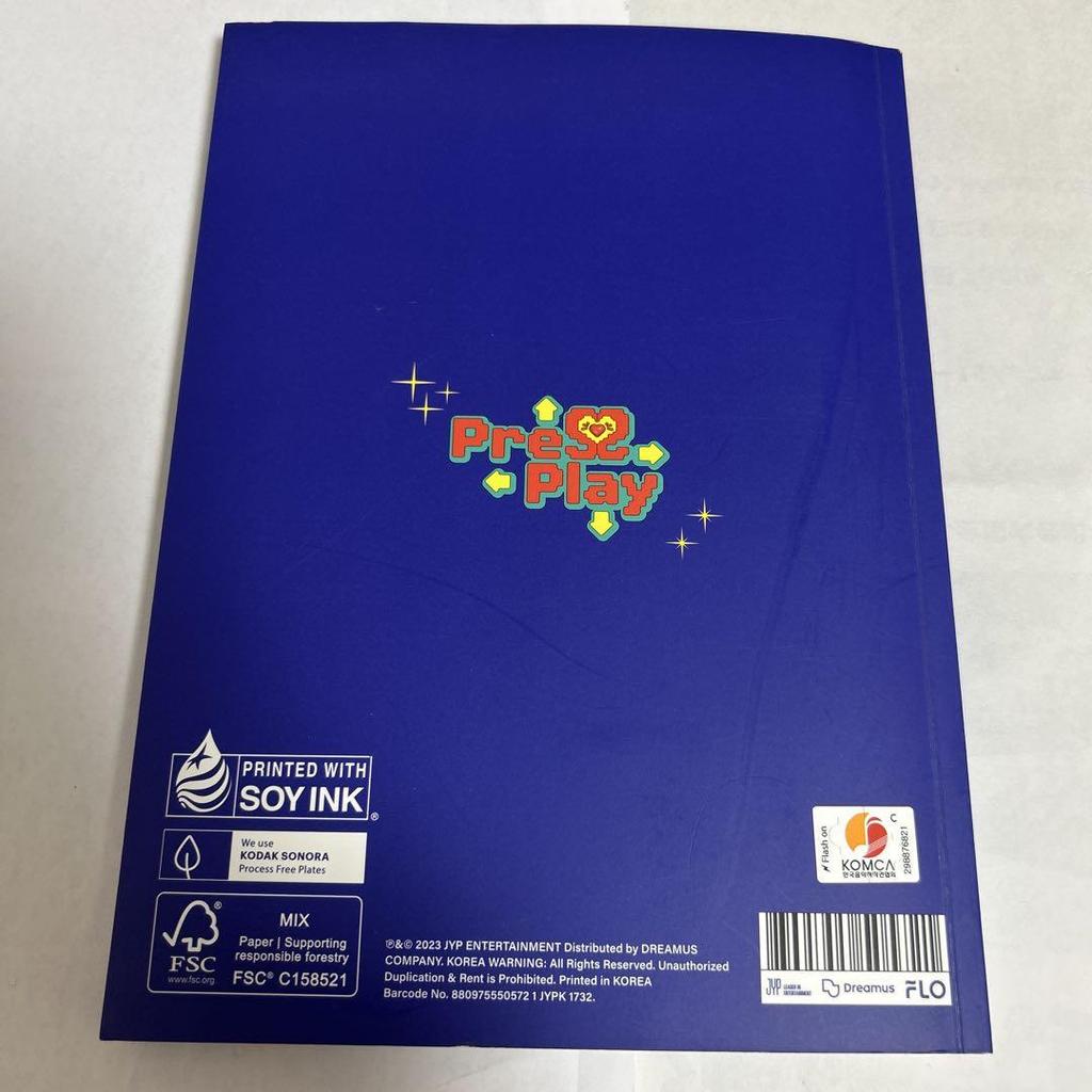 [USED] NiziU Pre-Play 1st Single Album