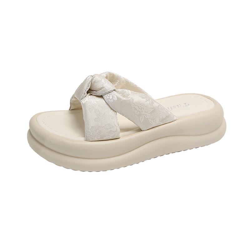 Платформа интернет-знаменитости тапочки женские 2025 лето новинка корейская версия сказочный стиль плоская подошва средний каблук мода для улицы крутые тапочки женские