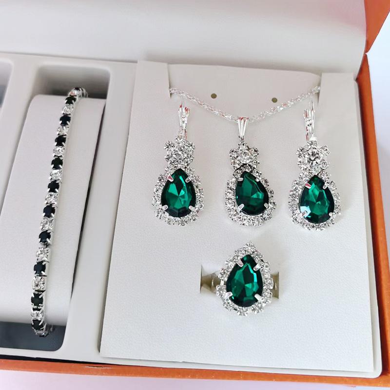 Капля Воды Сердце Ювелирные Изделия Три предмета Ожерелье Серьги Кольцо Алмазный Кулон Женские Украшения