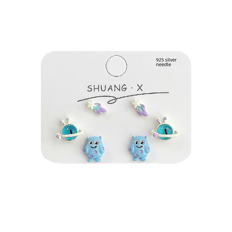 Милый комплект сережек-монстров с серебряными иглами: Асимметричный детский дизайн с изысканным камнем кошачий глаз.