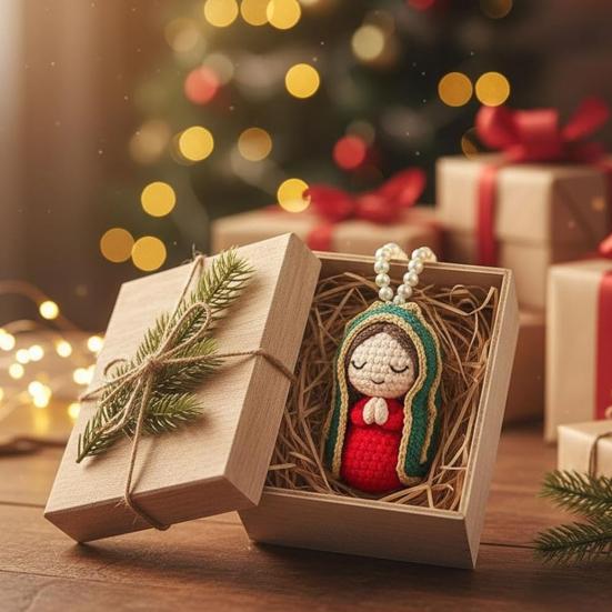 Cute Mary Statue Car Small Resin Car Rearview Mirror Virgin Mary Interior Decoration Charm with Crochet