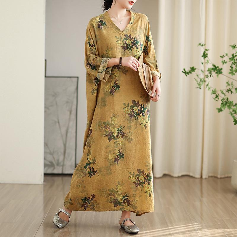 Early Spring Vacation Style Tourism V-neck Artistic Retro Mid To Long Loose Casual Meat Covering Dress