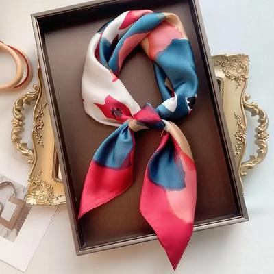 New 2025 Designer Scarfs Luxury Silk Square Scarf for Women Fashion Lady Hair Bands Ribbon Headband Accessories Bandana