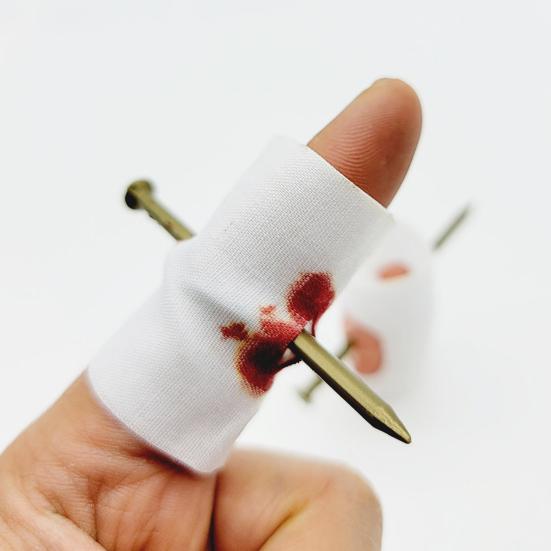 5 шт./компл. дурак Хэллоуин бинты игрушки кровавая шутка пластиковый гвоздь через палец игрушки