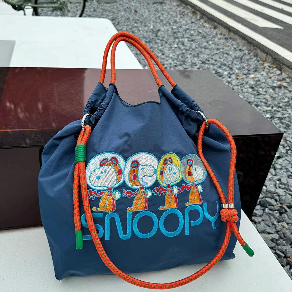 Japan Donut Embroidery Ballchain Crossbody Bag - Gao Yuanyuan Style