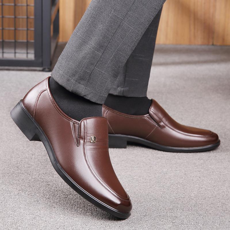 Old Man Men's Spring and Autumn New Leather Shoes Men's Office Business Formal Wear Openwork Men's Shoes Pointed Toe Wedding Shoes 87002