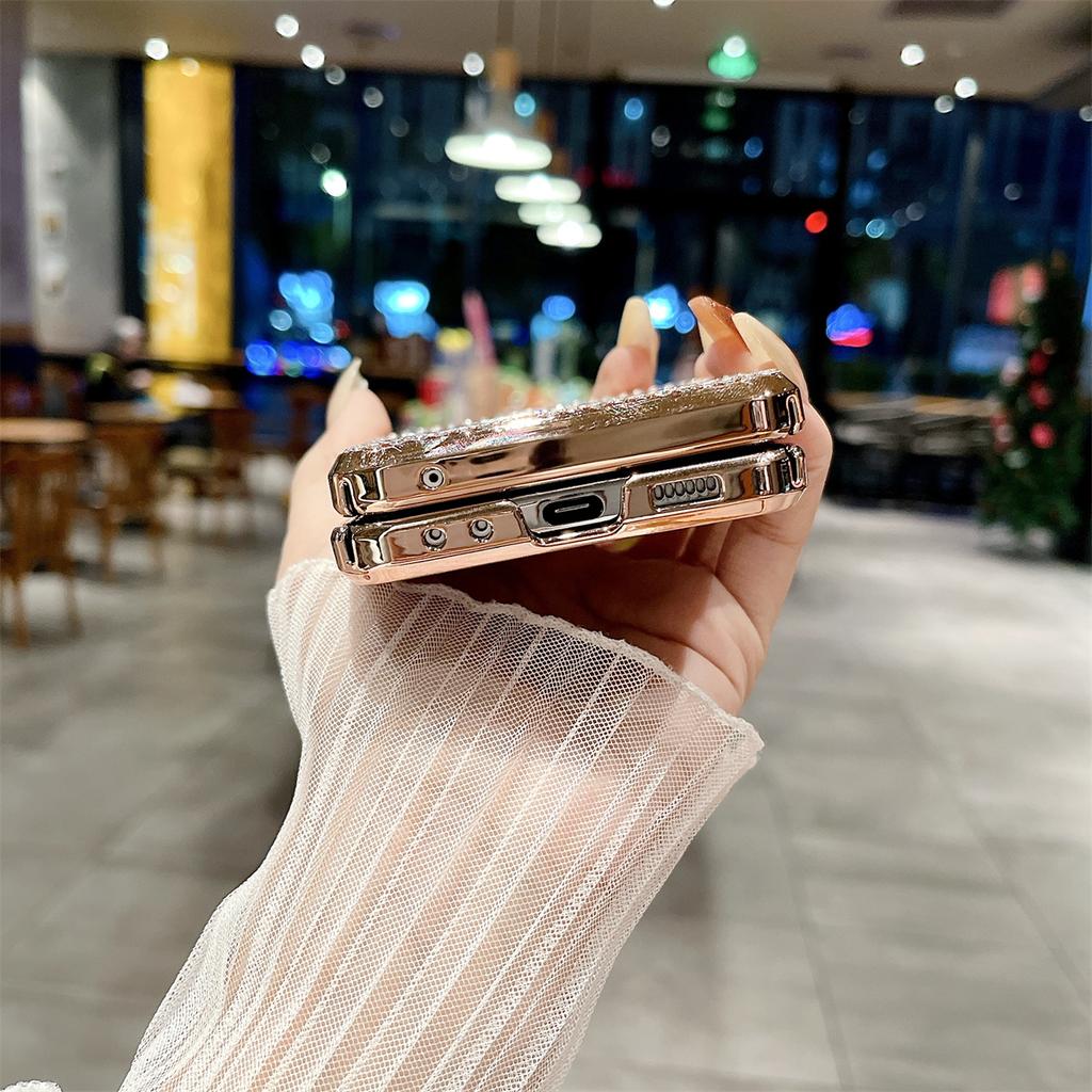 For Samsung Galaxy Z Flip6 5G/Z Flip5 5G Case Rhinestones Decor Hard PC Folding Phone Cover