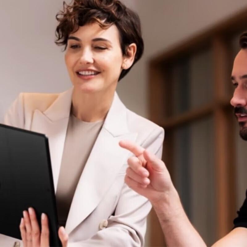 Microsoft Ноутбук-трансформер Surface Pro 10 AI Business 2-в-1 (Китайская версия)