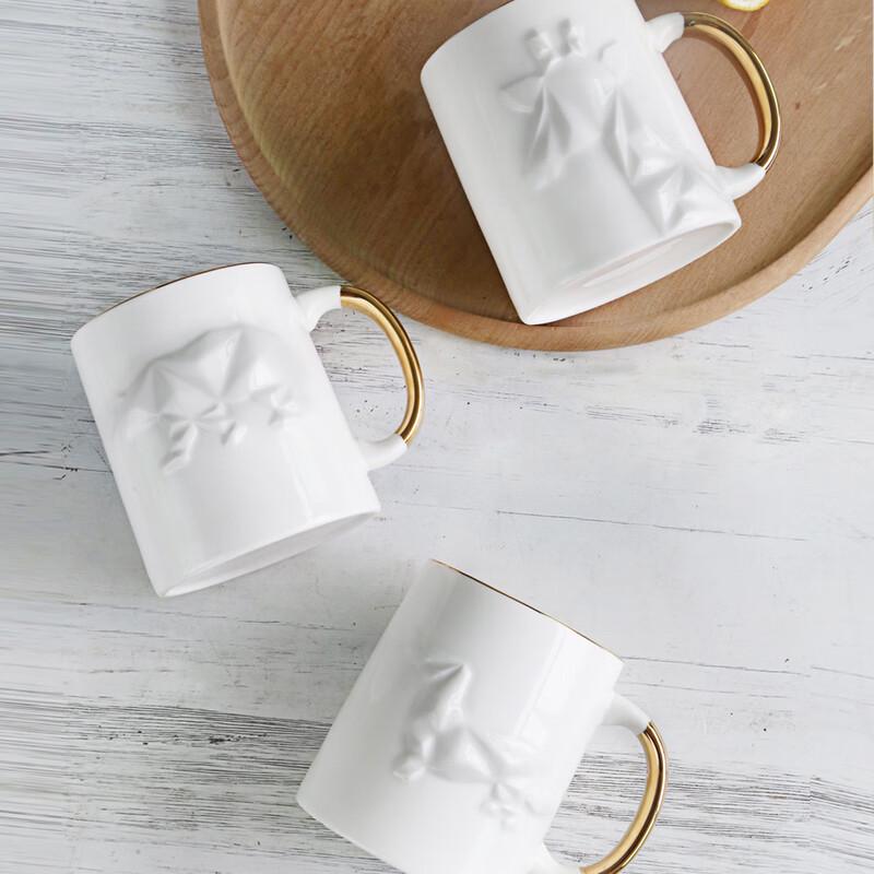 Керамическая кружка Shangqi Nordic с тиснением и золотым ободком