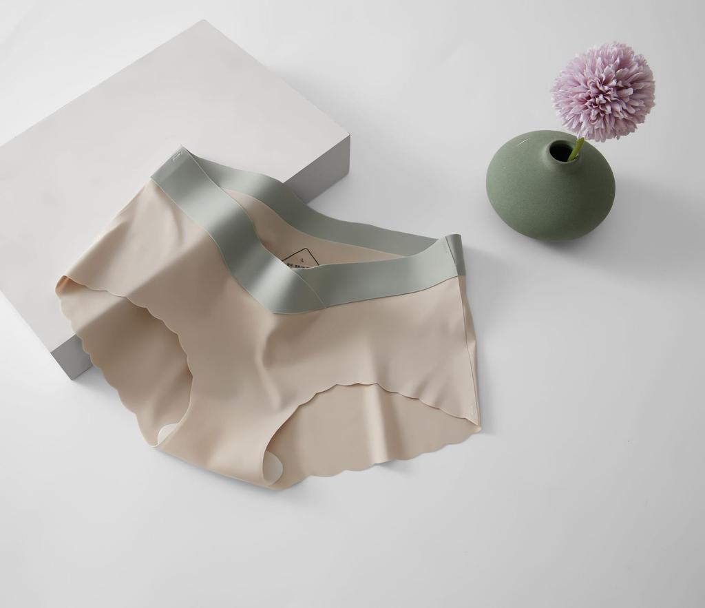 Бесшовные трусики из ледяного шелка, удобное женское нижнее белье, женские трусы с низкой талией, трусики для беременных больших размеров, сексуальное женское белье