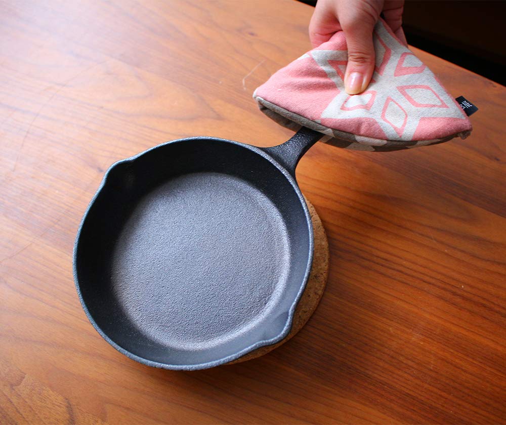 Large Triangular Pot Holder Hana White 1 Piece Diameter 16cm X Height Made In Japan Staub Handle Pot Lid Cloth with Loop Large Washable &NE 11.5cm