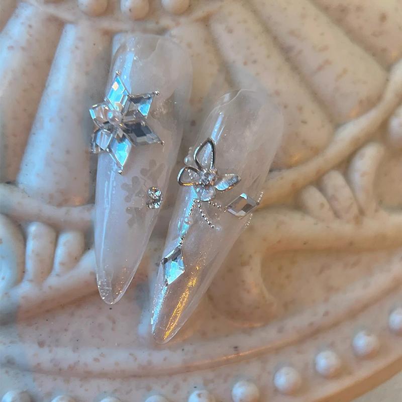 2Pcs 3D Butterfly Nail Accessories Zircon Sparkling Diamond Mini Embellishment Nail Decoration Nail Butterfly Drill