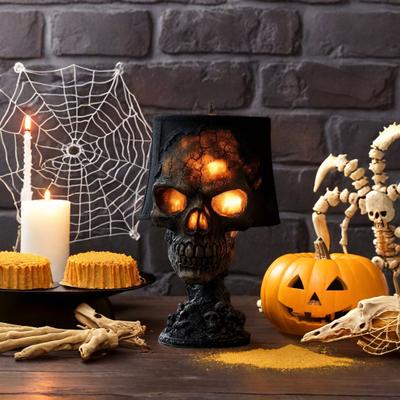 Настольная лампа в виде черепа, готическая лампа-череп из магмы, жуткий светодиодный настольный светильник в виде человеческого черепа для вечеринки на Хэллоуин, украшение для камина