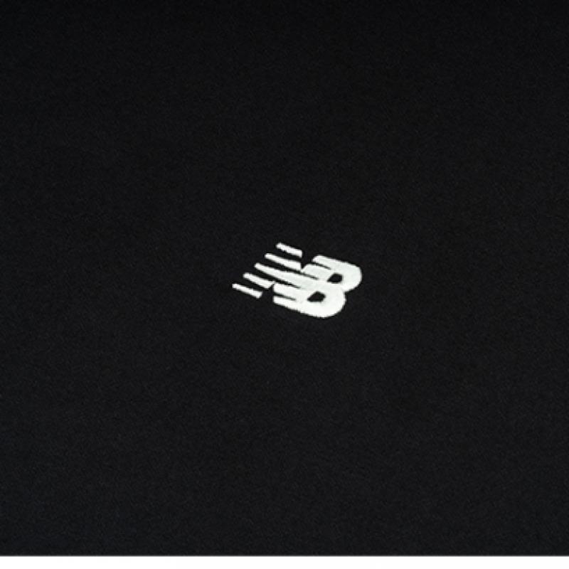 New Balance Uni Essential Small Logo Sweatshirt Nbncf11203 19