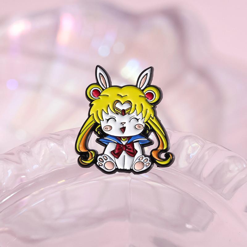 Милый значок с мультяшным персонажем и очаровательным дизайном маленького огненного дракона для модных любителей брошей