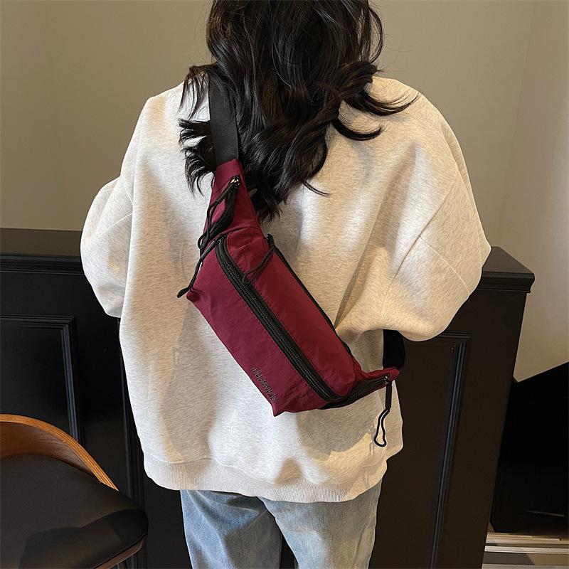 Сумка через плечо женская спортивного стиля, на плечо, нагрудная