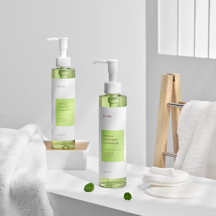 [iUNIK] Centella Green Fresh Cleansing Oil 200ml