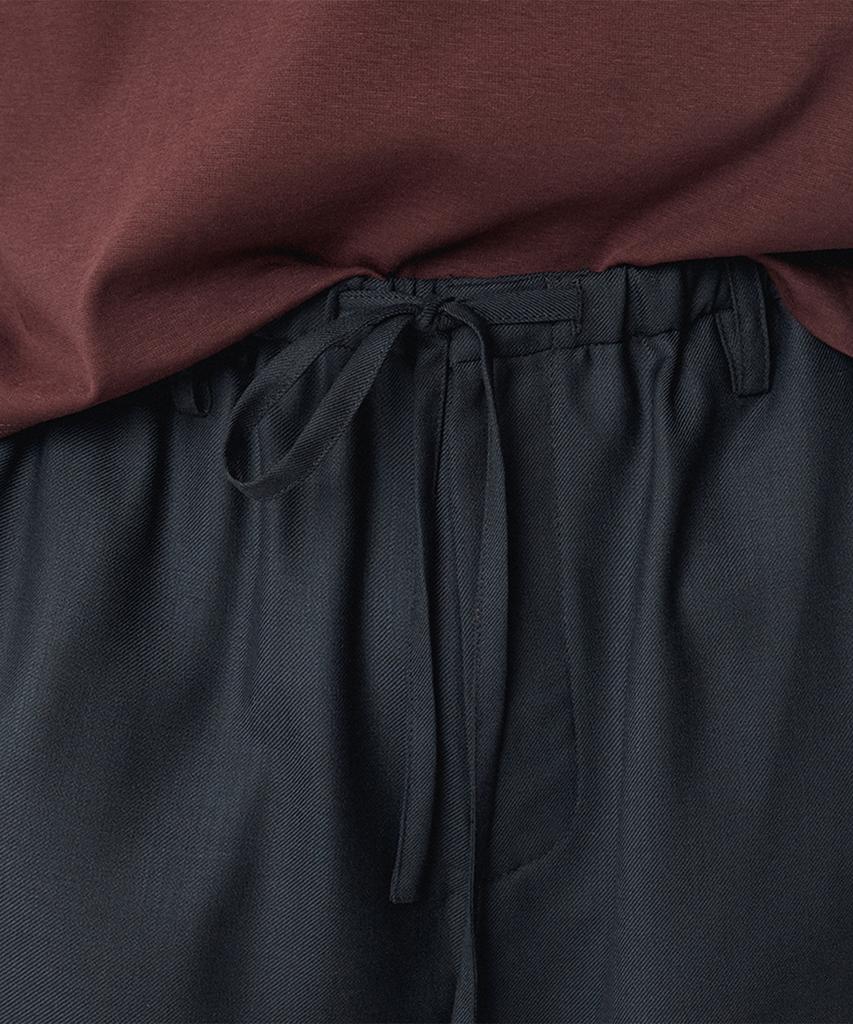 UMARMUNG Japanese Tropical Wool Fluid Pants_Midnight