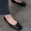 Версия из овчины~ черные ретро тонкая кожа удобные для通勤 плоские туфли женские минималистичные с квадратным носком слипоны маленькие одинарные туфли