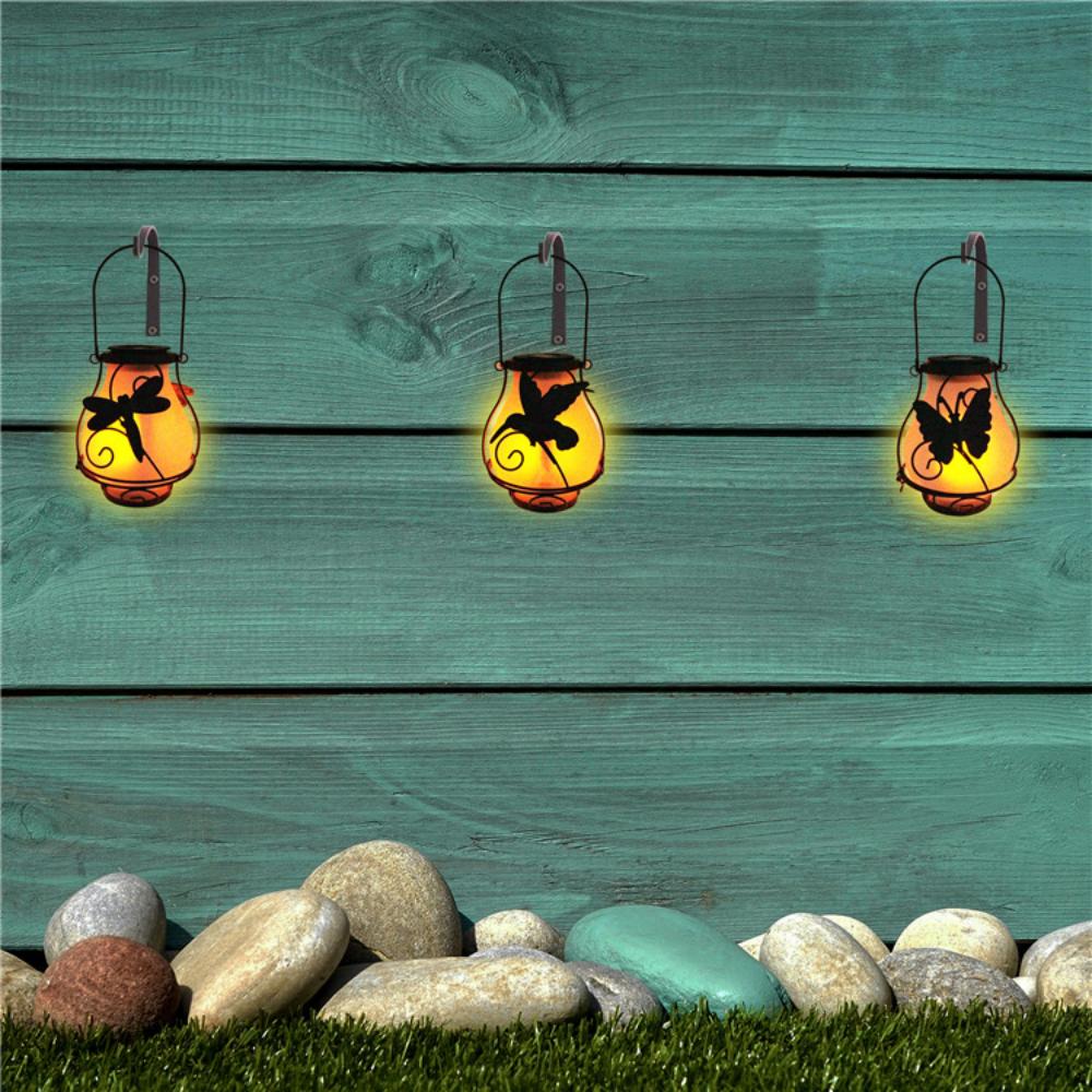 Outdoor Solar Retro Flame Lamp Garden Simulation Outdoor Garden Landscape Villa Waterproof Decorative Hanging Lantern