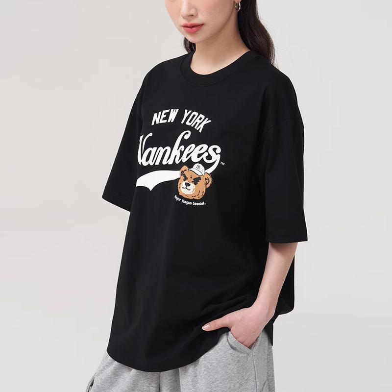 Новая коллекция MLB Frowning Bear Футболка New York Yankees SS25 Унисекс Черная 3ATSE0253-50BKS
