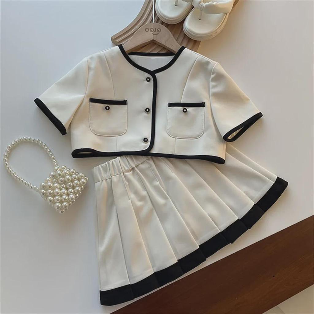 Girls' Summer 2023 Xiaoxiang Style Solid Color Two-Piece Set: Short-Sleeved Top & Pleated Skirt