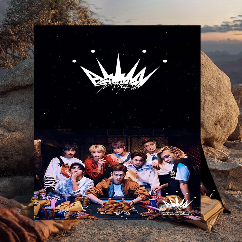 1PC K-pop Group Performance Flannel Blanket Gift, Suitable for Both Men And Women, Soft Ideal for Beds And Sofa, Birthday Or Christmas Gift