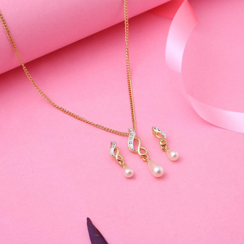 Комплект подвесок Estele Trendy and Fancy с австрийскими кристаллами и жемчужной каплей