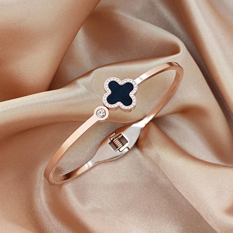 Модный браслет из розового золота с четырьмя листами клевера и титана, модный браслет для женщин, новый индивидуальный браслет из нержавеющей стали