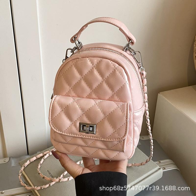 Portable Xiaoxiangfeng Bag Women's 2025 New Versatile Going Out Backpack Exquisite Diamond Chain Bag