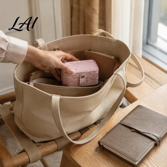 Velvet Earring Case Portable Ring Box Case Simple Jewelry Multi Slot Style Metal Snap Closure Organizer for Rings And Earrings Compact Travel