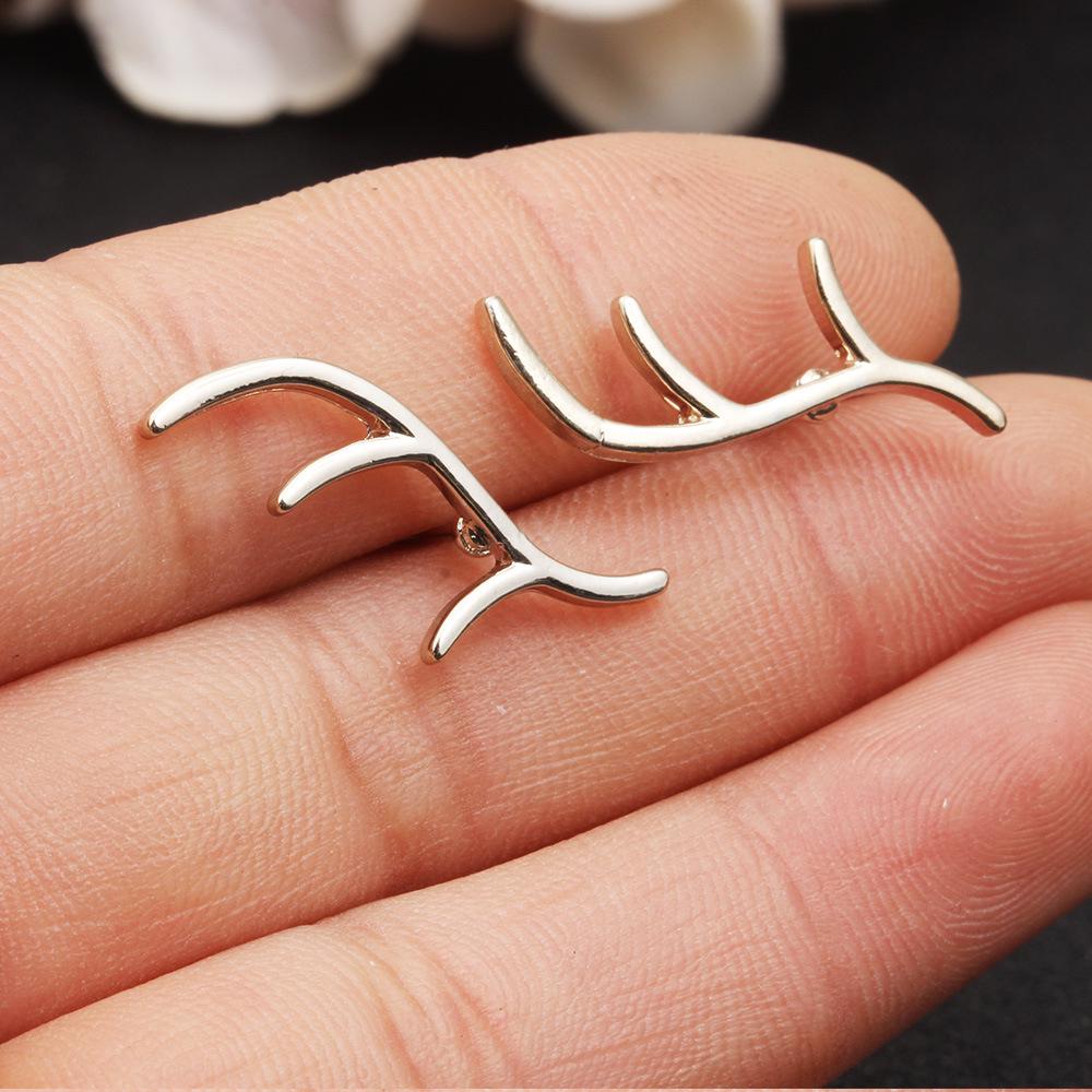 Women Simple Sweet Style Earrings Small Exquisite Cute Antler Earrings