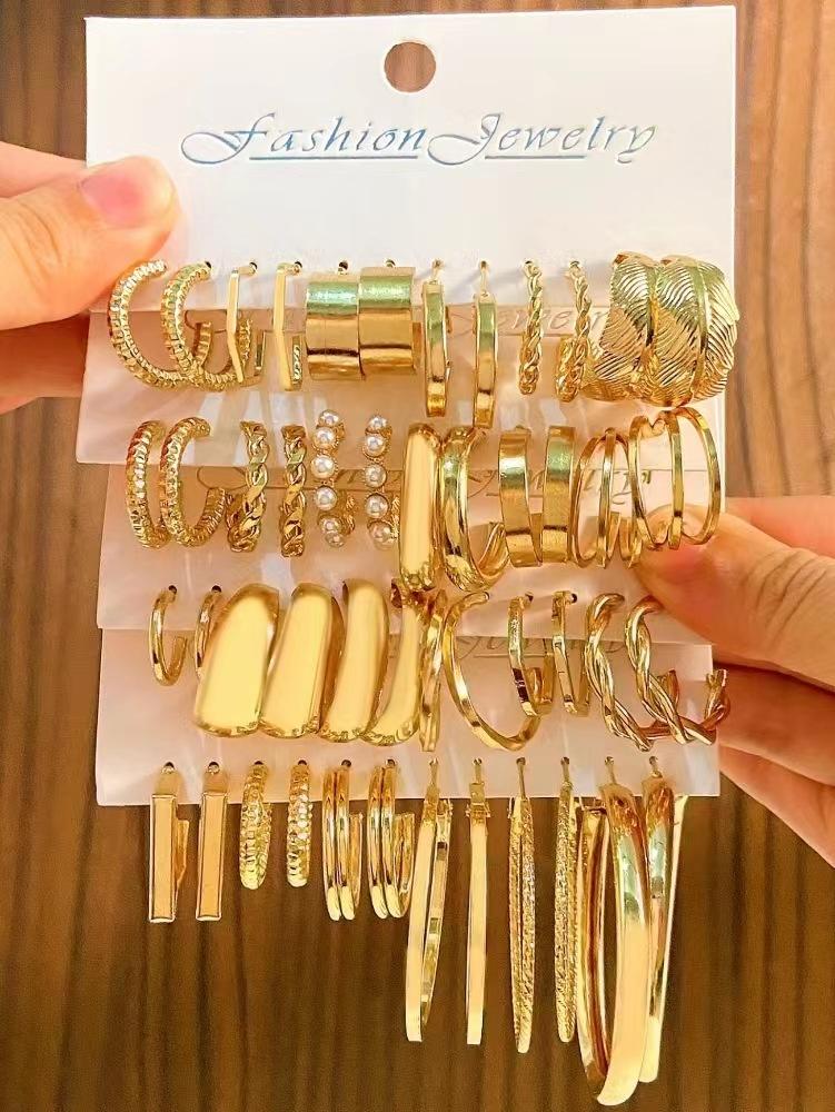 2026 Взрывные Серьги Серьги Геометрические Квадратные Серьги Ретро Жемчуг Набор Открыток Сплав Серьги Комбинация Серег