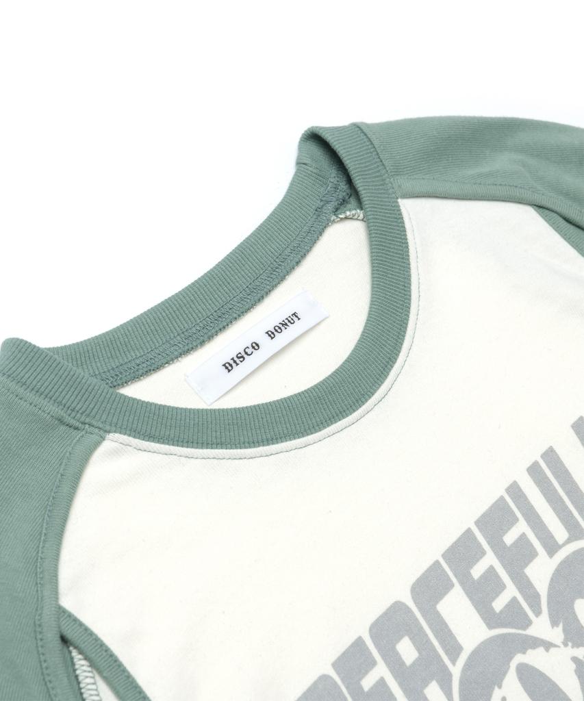 DISCO DONUT Open Armhole Heart Raglan T-Shirt_Green/Ivory
