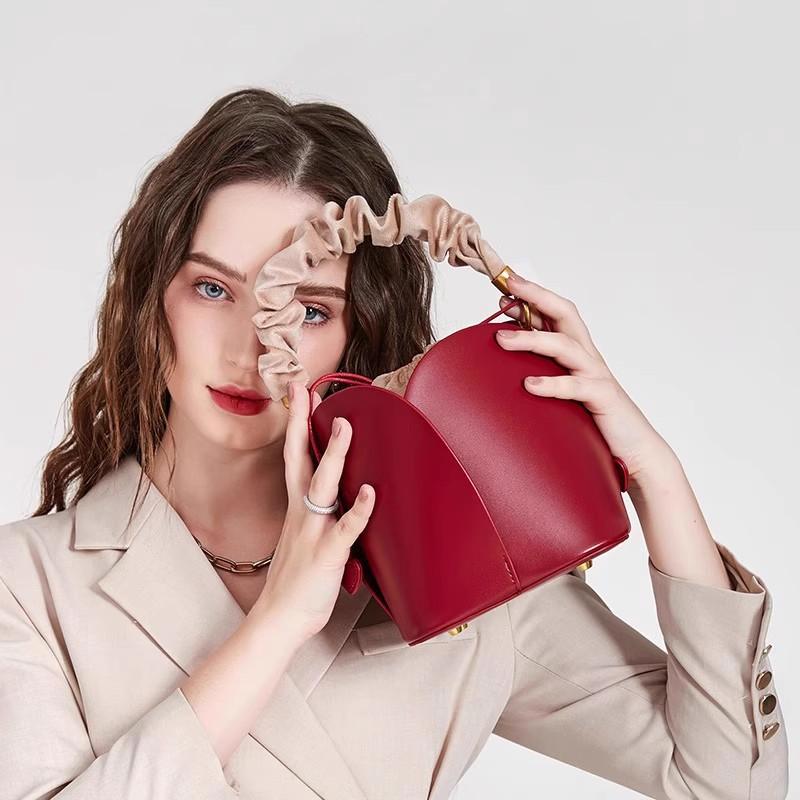 Women's Spring and Summer Bucket Bag, Versatile Single-shoulder Crossbody Bag, Handbag, Vegetable Basket, Cylinder Bag for Women