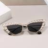 Неполяризованные женские солнцезащитные очки в европейском американском стиле в форме кошачьего глаза с жемчужным украшением