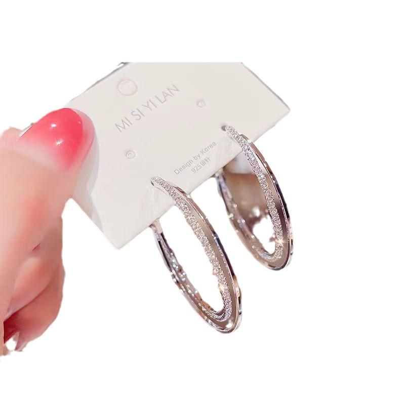 Unforgettable 2025 Unique European & American Large Hoop Earrings for Women - Exquisite Contemporary Design