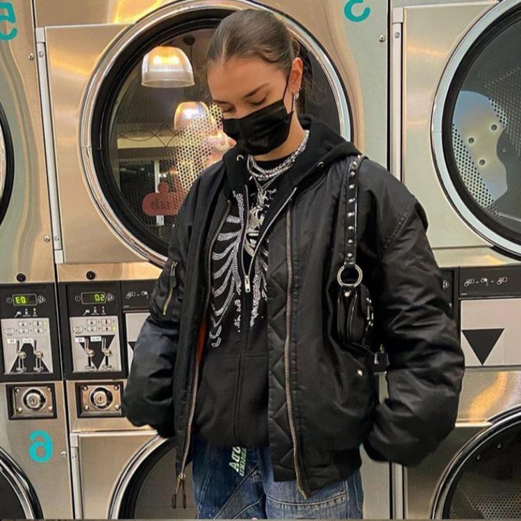 Autumn and Winter Zipper Gothic Black Hoodie Women's Rhinestone Skull Casual Oversized Sweater Punk Harajuku Longsleeved Jacket Women's Jacket Sweater