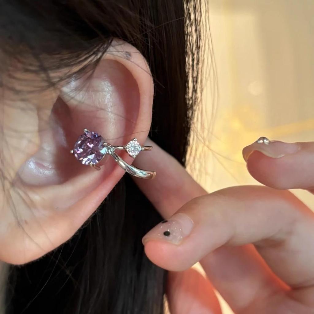 Женская классная голубая циркониевая сережка-клипса: Уникальные высококачественные серьги с уникальным дизайном и неповторимым стилем