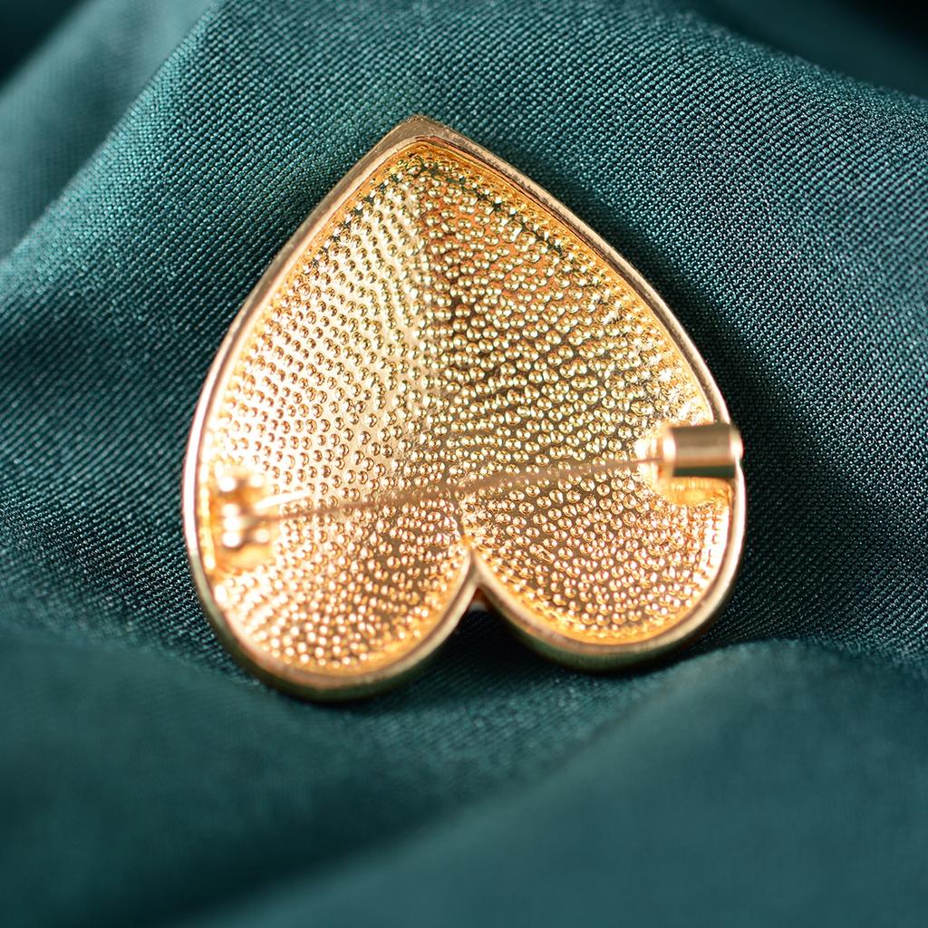 Blucome Mosaic Enamel Heart Shape Brooch Corsage Badge Special Design Brooches Collar Clip