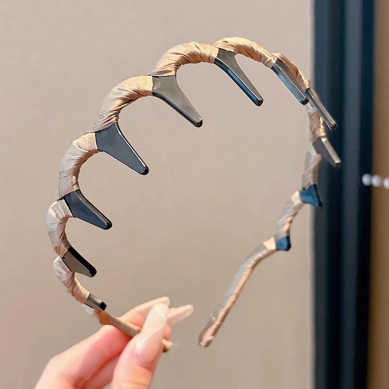 Women's 2025 Spring/Summer High Skull Wavy Headband with Teeth for Face Washing