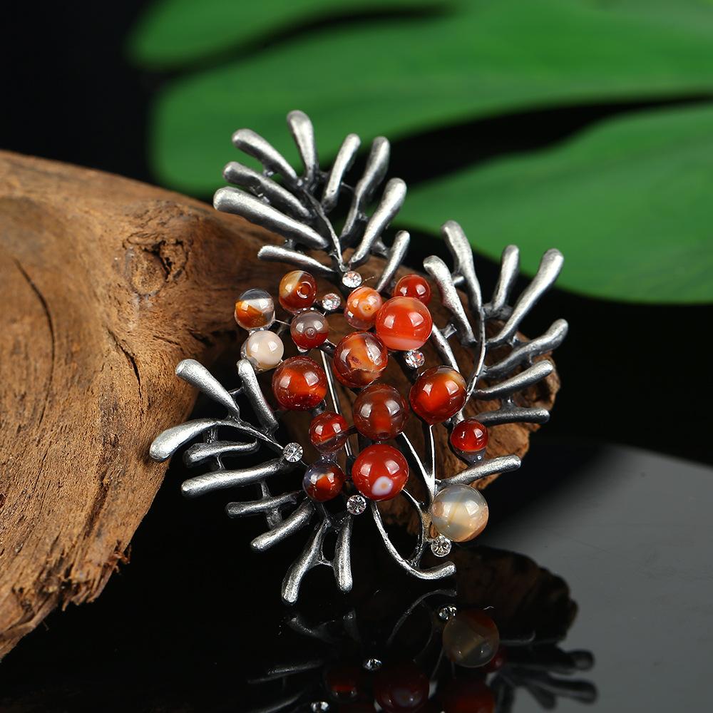 Retro Natural Agate Brooch High-end Classical Temperament Literary and Versatile Plant Pin Coat Cardigan Corsage Accessories